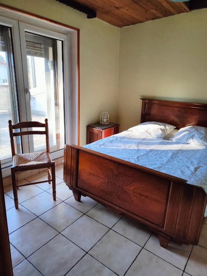 Apartament Le Repaire Du Deux Roues Saint-Sauveur  Zewnętrze zdjęcie